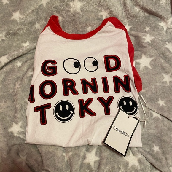 NWT GOOD MORNING TOKYO LAUREN MOSHI TSHIRT - Picture 3 of 6